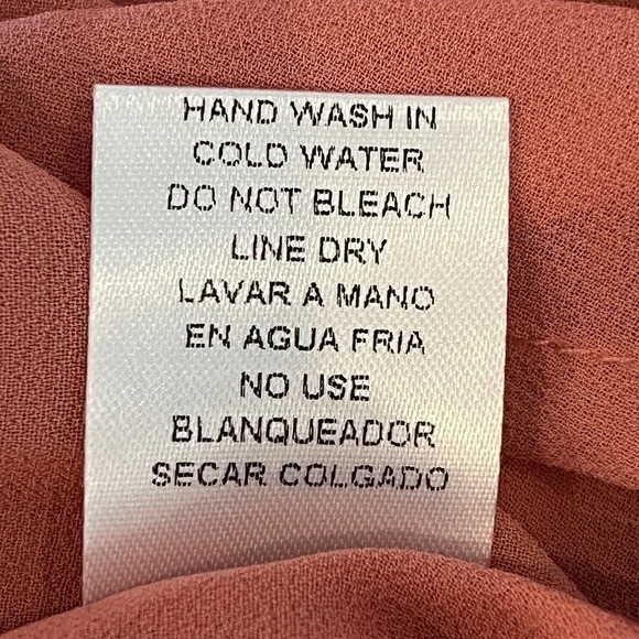 ENTRO FIXED SPAGHETTI STRAP V-NECK TWIST FRONT MAXI DRESS DARK SALMON SMALL NWT - Picture 15 of 15